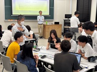 グループワークの様子⑤