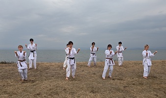 入水前の三戦(サンチン)