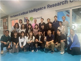 タイで記念撮影